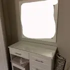 تسريحه مع مرايه  مستعمله