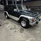نيسان سفاري 1993
