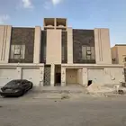 تاون هاوس علوي مع سطح في حي الخليج