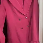 بدلة نسائية