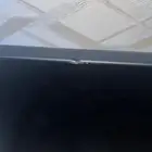 شاشة ايسر