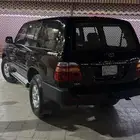 لاندكروزر اسود جيب صالون