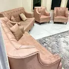 كنب 7 اشخاص بحاله جيده جدا بس يبي له غسل