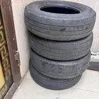 كفرات طقم جوديير صناعة أمريكية معروفة فيها أكثر من نصف عمر