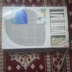 مكيف شباك وثلاجة