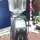 طاحونه اسبريسو. نوفا سيمونيلي. استخدام شهر