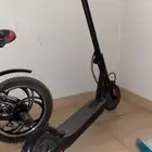 سكوتر مشابه Xiaomi Mi Electric Scooter M365 وسيكل وسيط