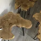 ثلاث طاولات خشب طبيعي ابي فيها 700ميه