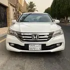 هوندا اكورد 2016 سبورت نظيفة للبيع