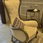 كنب من 3قطع وطاوله من 3قطع