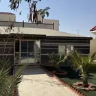 بيت شعر ملكي للبيع