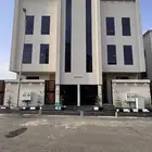 للبيع شقه 6 غرف مع سطح مصعد جاهز وسط جميع الخدمات بالمحاله
