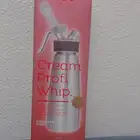 صانعة الكريمة الفاخرة للكافيهات