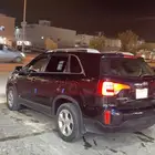 للبيع كيا سورنتو 2014 العداد 260 القير تماتيك بنزيل 6 سلندر