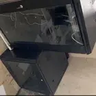 شاشات و كمبيوترات و طابعات و ميكروفونات و سماعات و مكسر