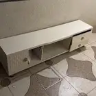 طاولة تلفزيون