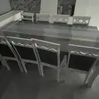 طاولة طعام للبيع