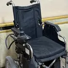 عربيه كهربائيه شحن
