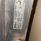 معدات مطعم كاملة بحالة نظيفة