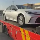 كامري 2025 ابيض نص فل فتحه بنزين Le