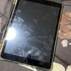ايباد ابل الجيل السابع اتوقع بس علي اكيد الجيل السابع