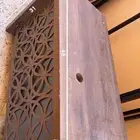 مكتب مع كرسي