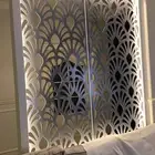 قاطع خشبي فخم وجديد باللون الرمادي