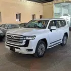 تويوتا لاندكروزر GXR3 بنزين 2026