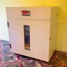 فقاسة فل اوتماتيك