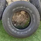 للبيع اربع كفرات برجستون مقاس 275 70R16 ب 900