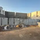 ارض للبيع في حي السلام بموقع جدا مميز مبني عليها قواعد