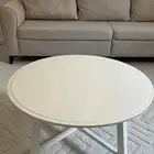 طاولة
