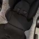 كرسي سياره للرضع