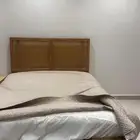سرير وتسريحه وكمدينه