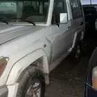 جيب ربع حكومي موديل 2009 ممشى. 200. محركت شرط.