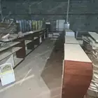 للبيع دواليب خشب للعرض واستندات عرض