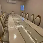 طاولة طعام كبيرة أخت الجديدة
