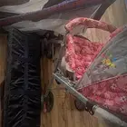 سرير اطفال قابل للطي مستعمل مره وحده وعربية اطفال
