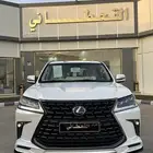 لكزس 2021 بلاك ادشن