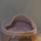سرير قطوه لونه بنكي قابل للغسيل