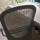 مكتب وطاولة من ايكيا جديد استعمال اقل من 4شهور