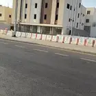 مطلوب شقه بالسلام النازل او المديفر 4 غرف نضيفه او جديدة