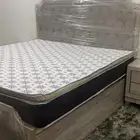 سرير مع المرتبه   تسريحه كبيره وفخمه