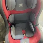 كرسي اطفال سياره شبه نظيف