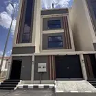 للبيع شقق علويه 6 غرف vip مع سطح حى الموسى من 550 الف