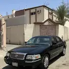 فورد قراند ماركيز 2010 نظيف