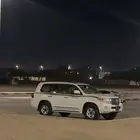 جيب لاندكروزر 2010