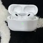 سماعات AirPods Pro
