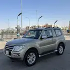 للبيع ربع باجيرو 2016 مخزن نظيف جدا وكاله