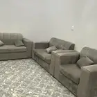 كنب جديد استعمال 5شهور بس للبيع للتواصل